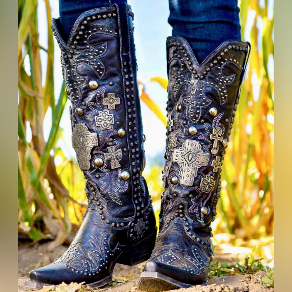 Double D Ranch by Old Gringo Ammunition Black & Silver Embellished Cowboy Boots
